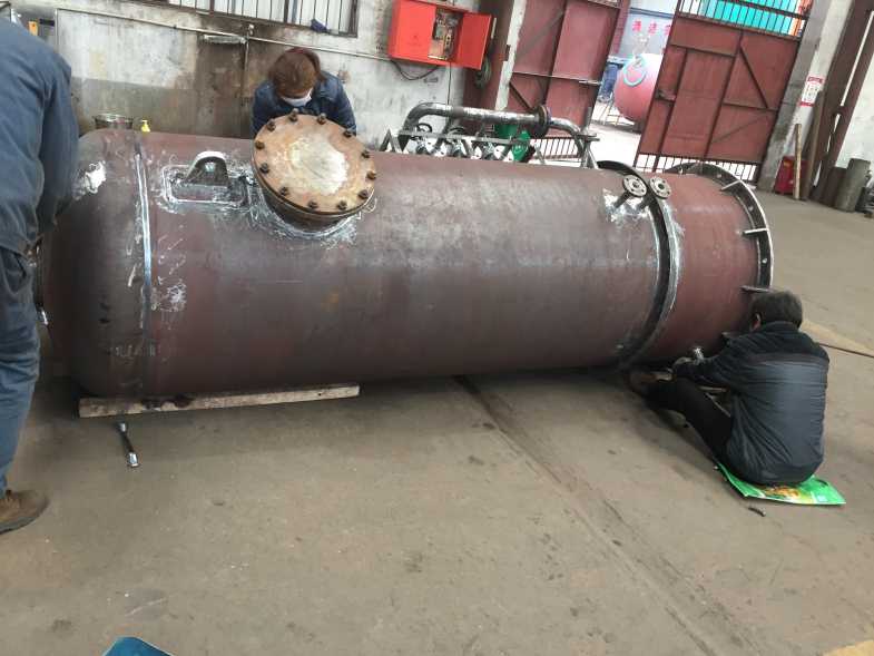 水封罐施工中